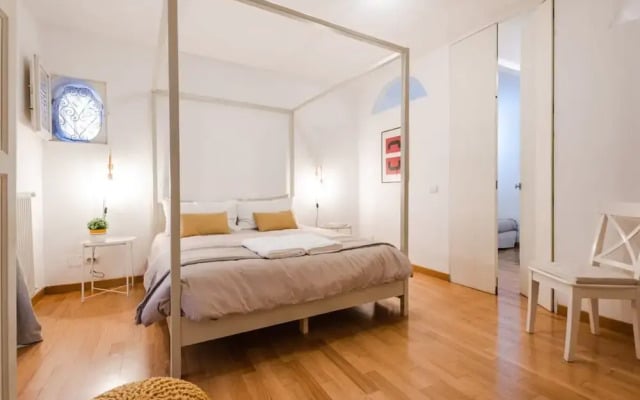 Modern Flat in Historic Rome Center