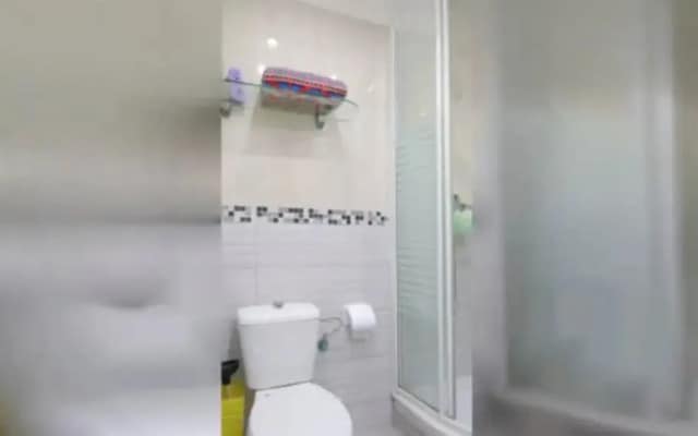 Independent Six Room House Casa 6 Habitaciones