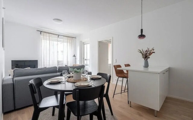 Homelike 1BR Apt with Sauna & Balcony at Pyynikki