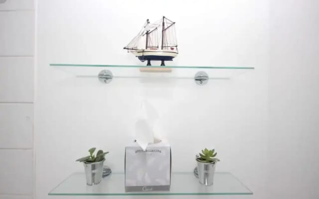 HU1 Marina Hub (sleeps 4)