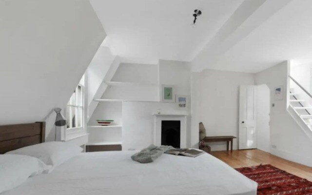 Centrally Located, Stunning 3bed 2bath, SE1