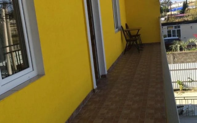 Emili Guesthouse