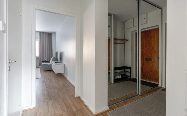 Bright & Cozy 2BR Home in Central Lahti