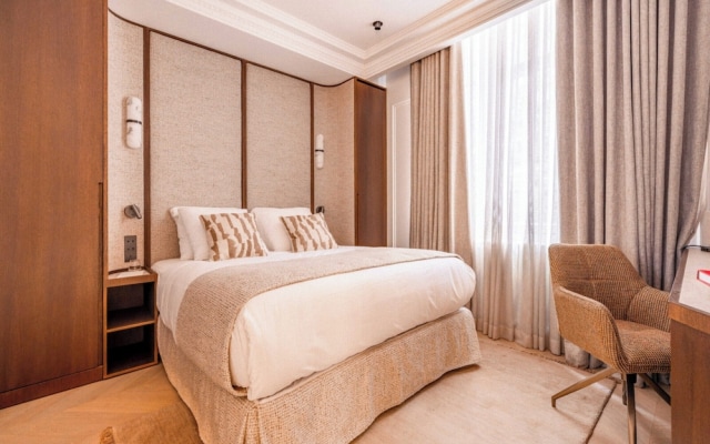 Luxury A/C Apt - 6p/3bdr - Arc de Triomphe