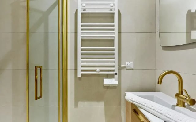 Superb Apartment Center of Paris