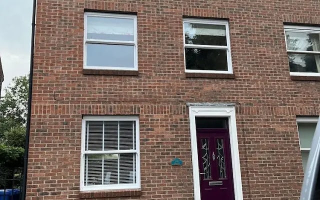Central Beverley 4-bedroom Townhouse
