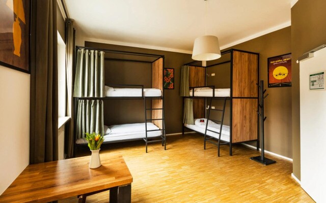 Five Reasons Hotel & Hostel