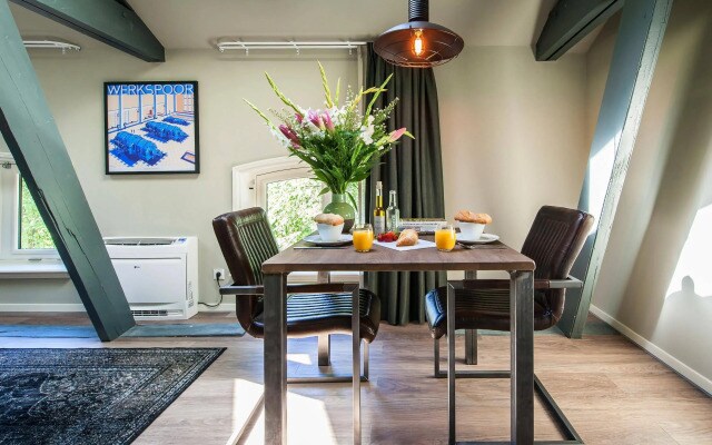 YAYS Amsterdam Maritime by Numa