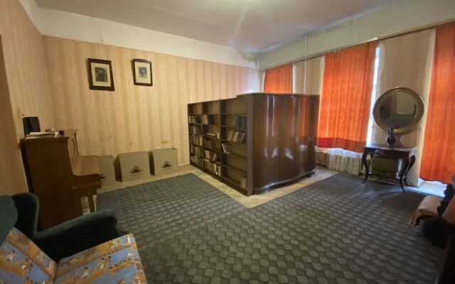 Apartment on Pestela 4