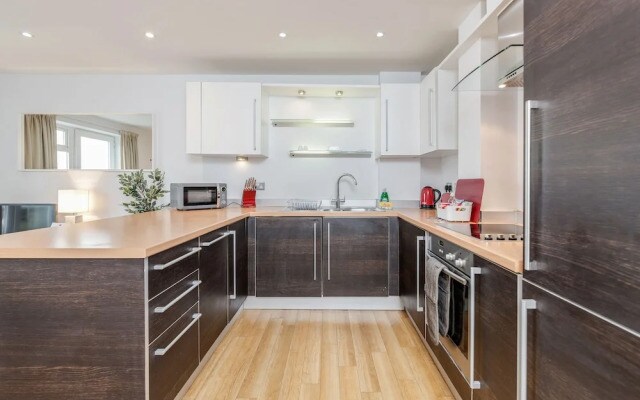 Roomspace Serviced Apartments - Abbot's Yard