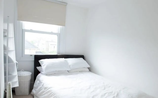 Cosy Two Storey 1 Bedroom Flat in Battersea