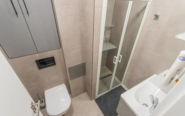 Business Studio Andel, 10min Centre, NETFLIX, Paid Parking