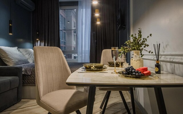 2ROOMS (2РУМС) на улице Максима Горького