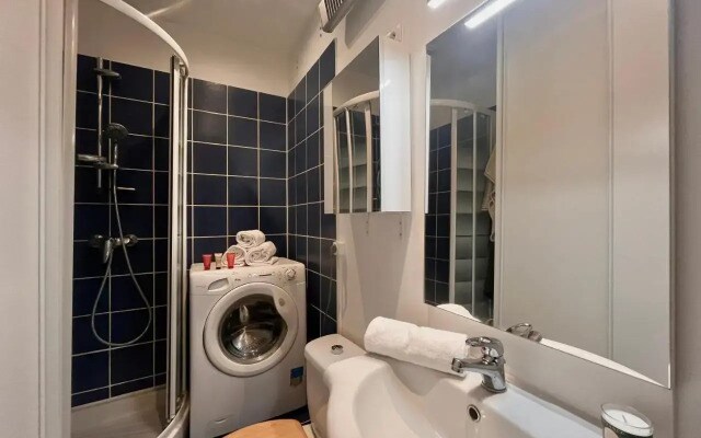Apartment Parc Des Expositions by Studio Prestige