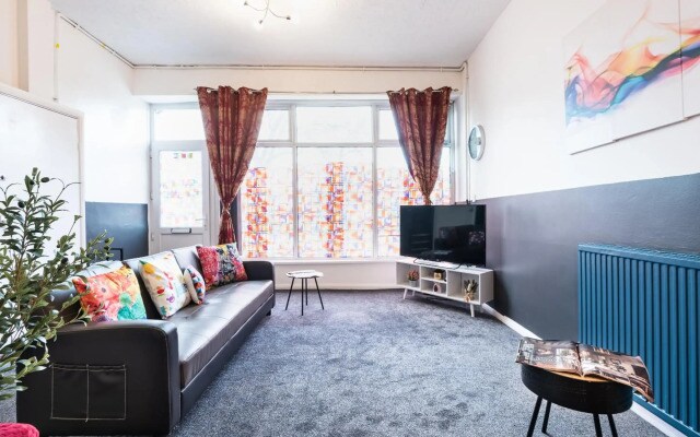 Favour Spacious Inn By Jesouth
