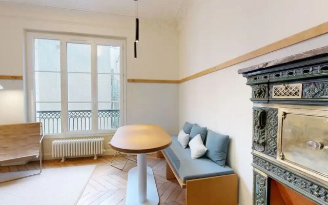 Joivy Pleasant 1-bed Flat w/ Shared Courtyard