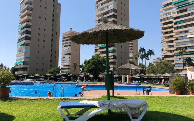 Urb Playamar 1 Torremolinos 1st line Beach