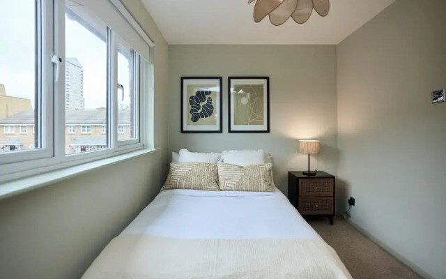 Poplar Garden Townhouse