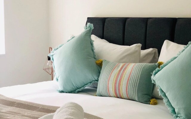 Two-Bedroom Near Windsor Castle By Belvilla