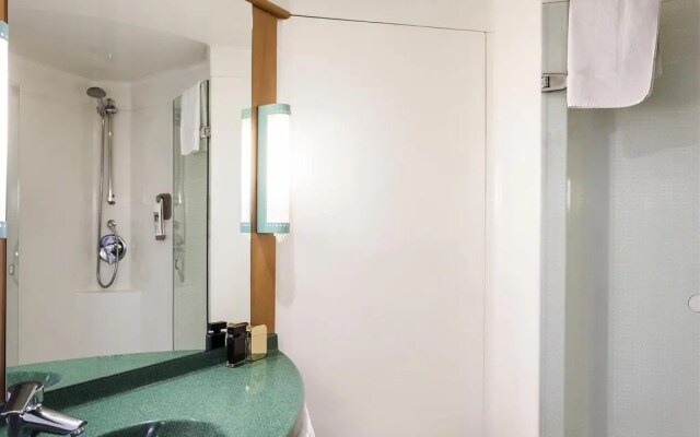 ibis London Barking