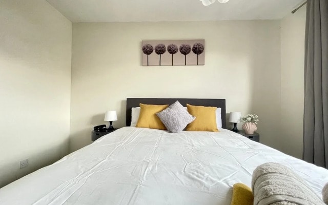 Comfy 3-bedroom House in Worksop