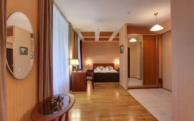 President Hotel
