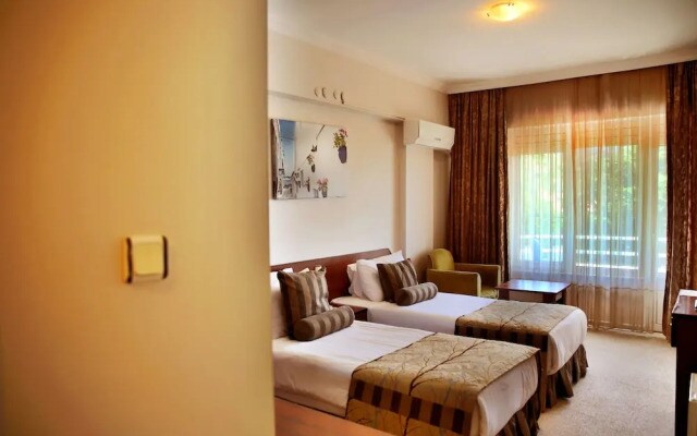 Grand Sile Hotel