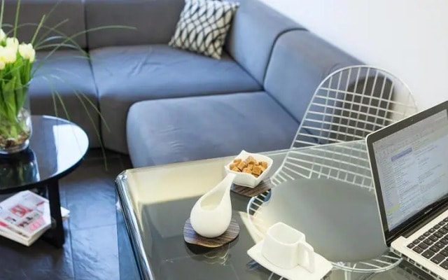 Nosolohotel Opera