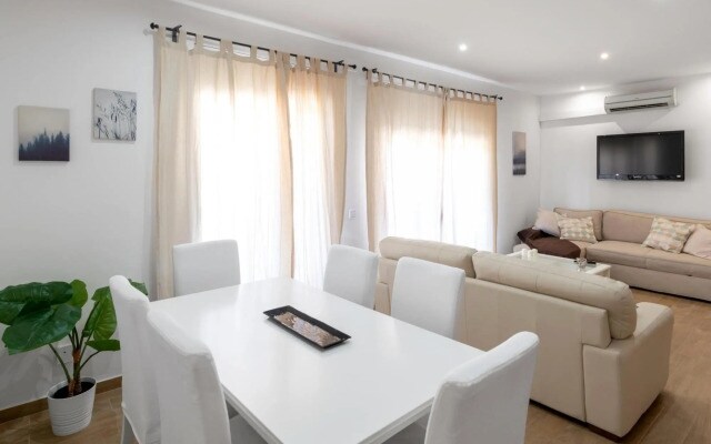 Maka Beach Apartment V