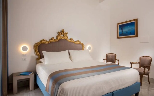 GCF Luxury Suites, Guest House