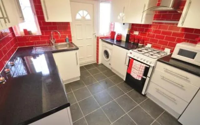 Aston Guest House
