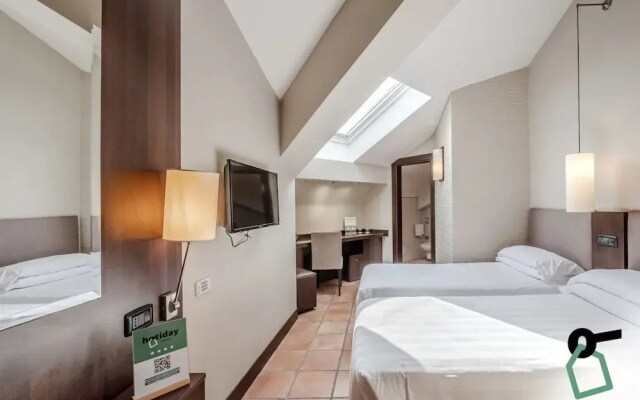 HOTIDAY Room Collection - Roma Cornelia