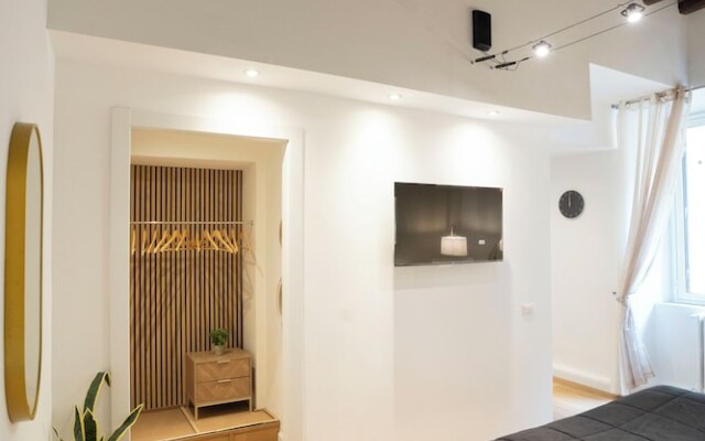 Prefetti 46 Lovely Flat