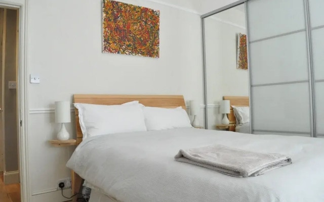 Lovely Garden Flat in Shepherds Bush