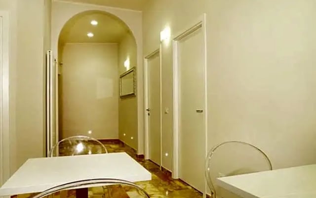 Esquire Inn Roma