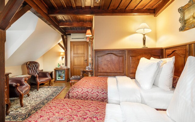 Hotel U Prince Prague by BHG