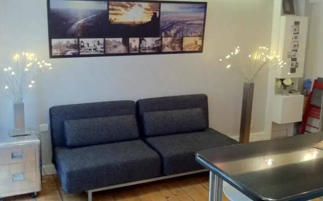 Apart Inn Paris - Dancourt