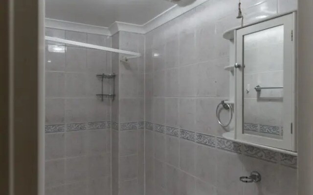 Spacious Centrally Located One Bed
