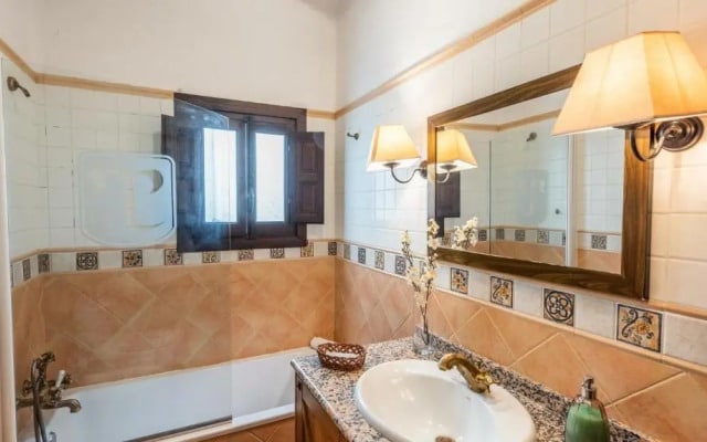 Villa Lagar Martinez Malaga by Ruralidays