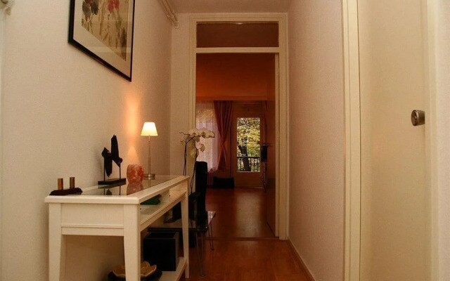 Home Run Amsterdam Bed & Breakfast