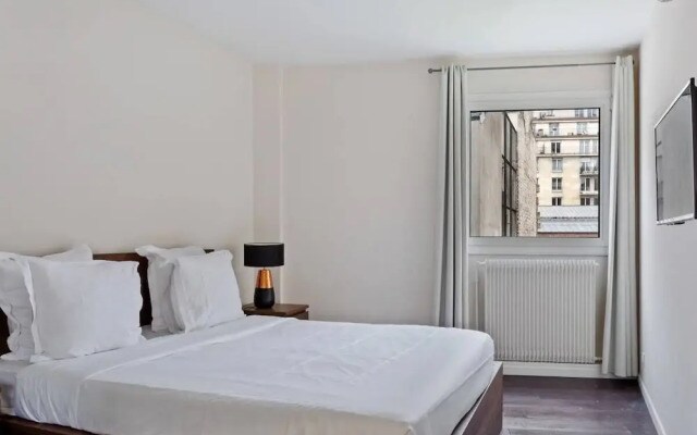 Modern Cosy 1-Bed Apartment Sleeps 6, in Paris