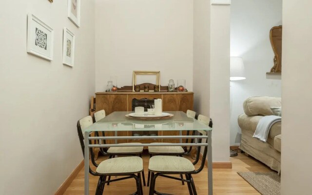 Apartamento Palacio Real IV