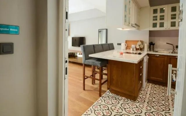 La Casa Pera Suites