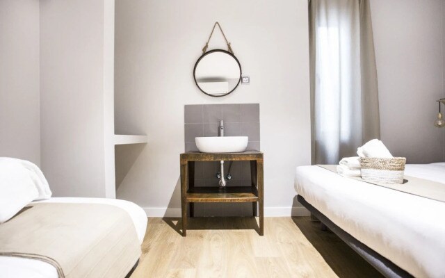 Analina Rooms