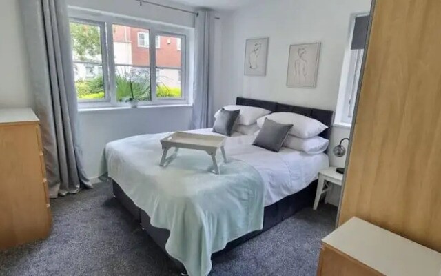 The Pennington Apartment Leigh