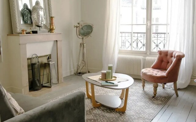 1BR Near Eiffel & Les Invalides