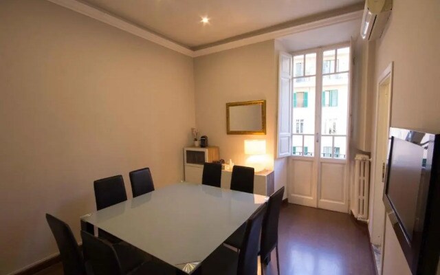 Stazione San Pietro 20 Apartment
