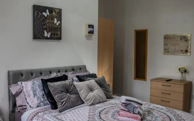 Bv Comfy Studio At Maningham Lane Bradford