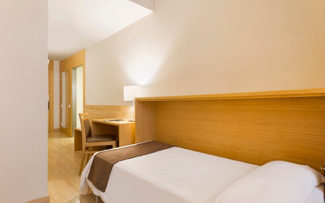Hotel Acta Azul