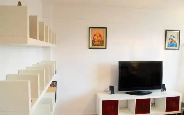 1 Bedroom Apartment Near Victoria Station